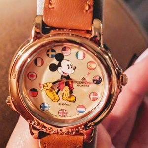 1963 Ltd Musical Disney Watch